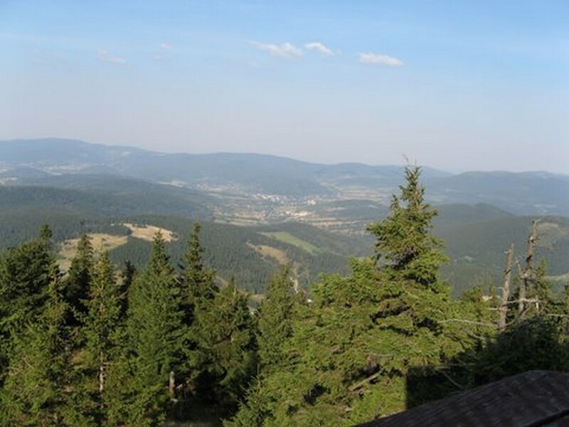 Widok ze szczytu zbocza przy penjsonacie Monte Negro