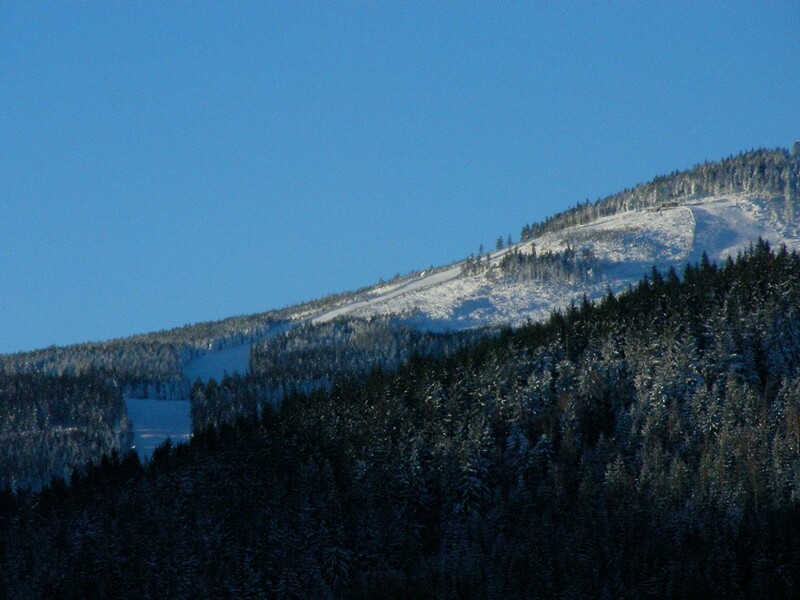 Stoki Czarnej Góry - widok z pensjonatu Monte Negro