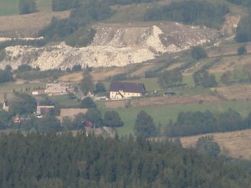 Pensjonat Monte Negro z daleka