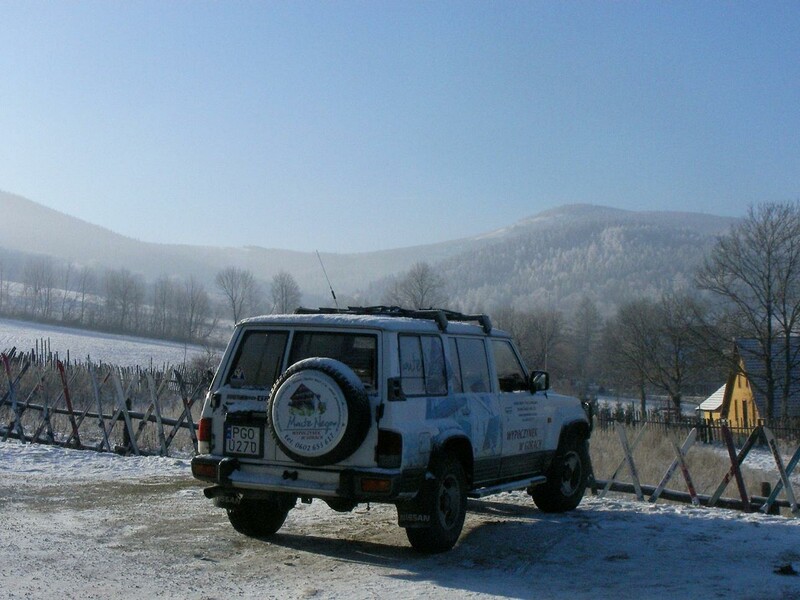 Parking przy pensjonacie Monte Negro